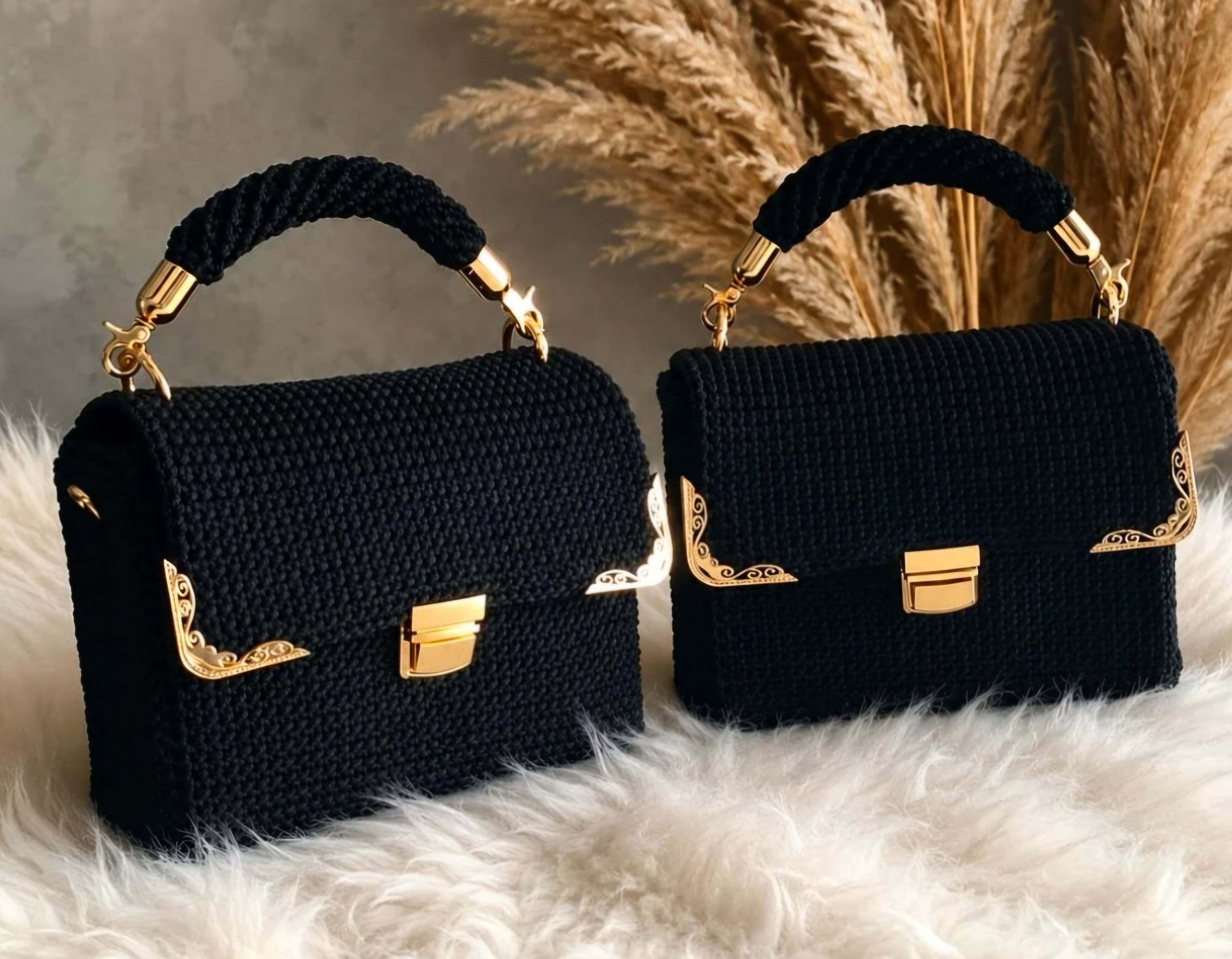 Carteras Tejidas hechas a Mano.