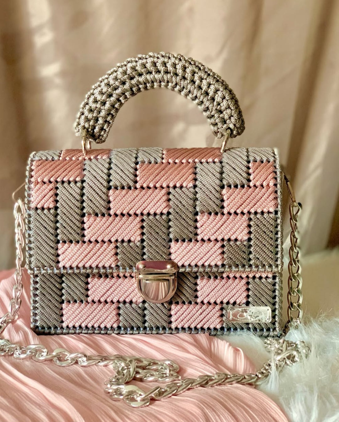 Carteras Tejidas hechas a Mano.